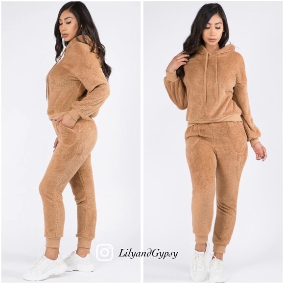 Warm Sherpa lounge set - Picture 2 of 13